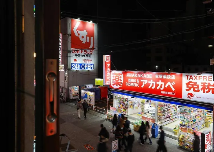 道頓堀民泊31＆Mini浮世絵美術館、道頓堀心斎橋真ん中、家族旅行、Family Trip Osaka