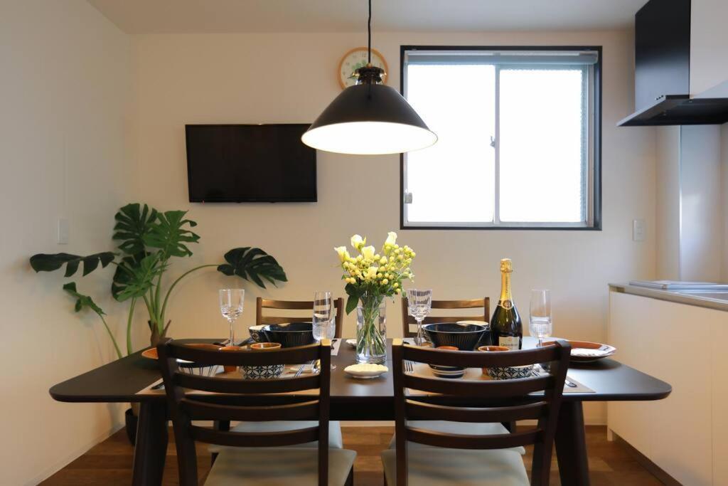 Apartment 道頓堀民泊31＆mini浮世絵美術館、道頓堀心斎橋真ん中、家族旅行、family Trip Ōsaka